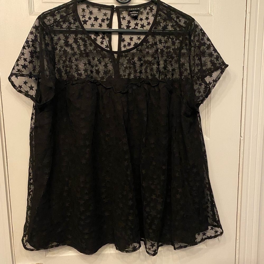 Torrid star lace top
